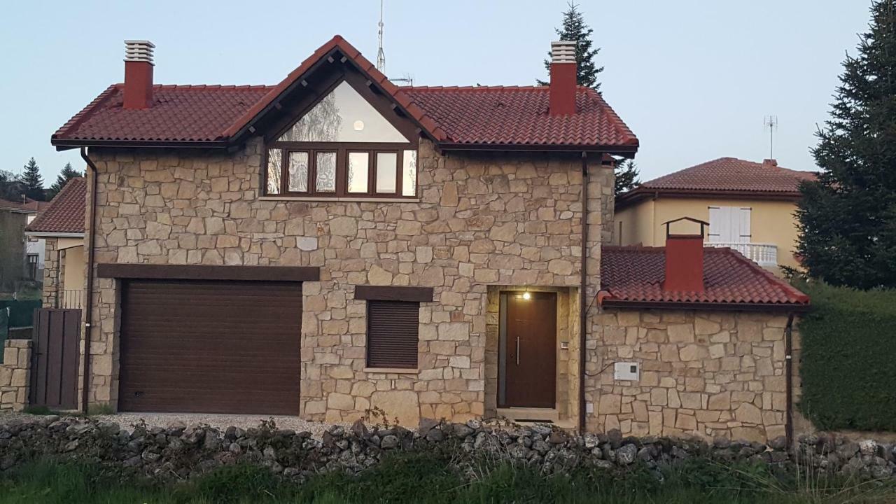 El Cordel De Gredos Guest House Navarredonda de Gredos Exterior photo